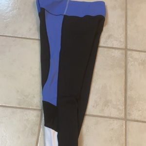 Zyia light n tight leggings